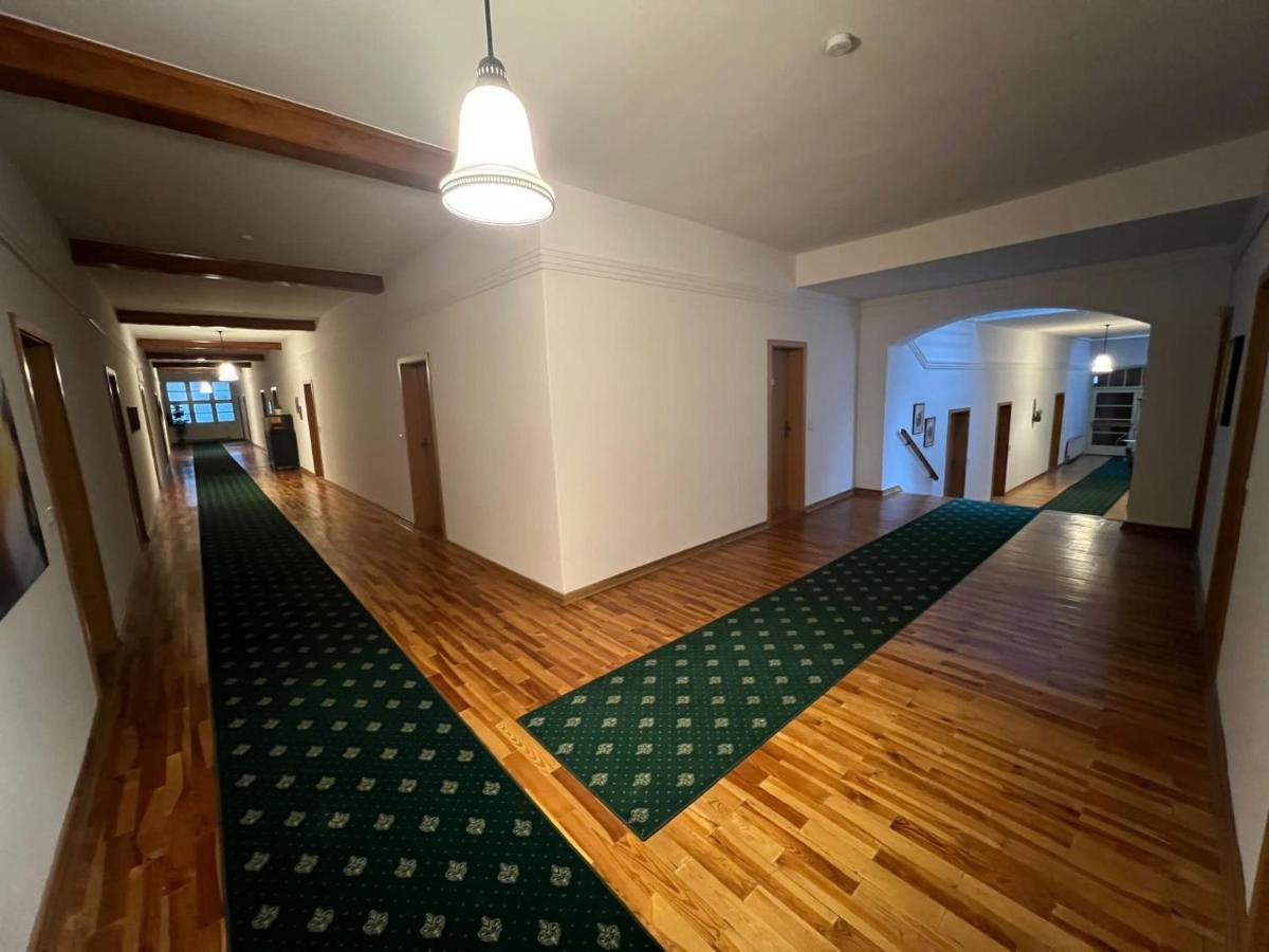 Hotel-Gasthof Postbraeu Dingolfing Exteriér fotografie